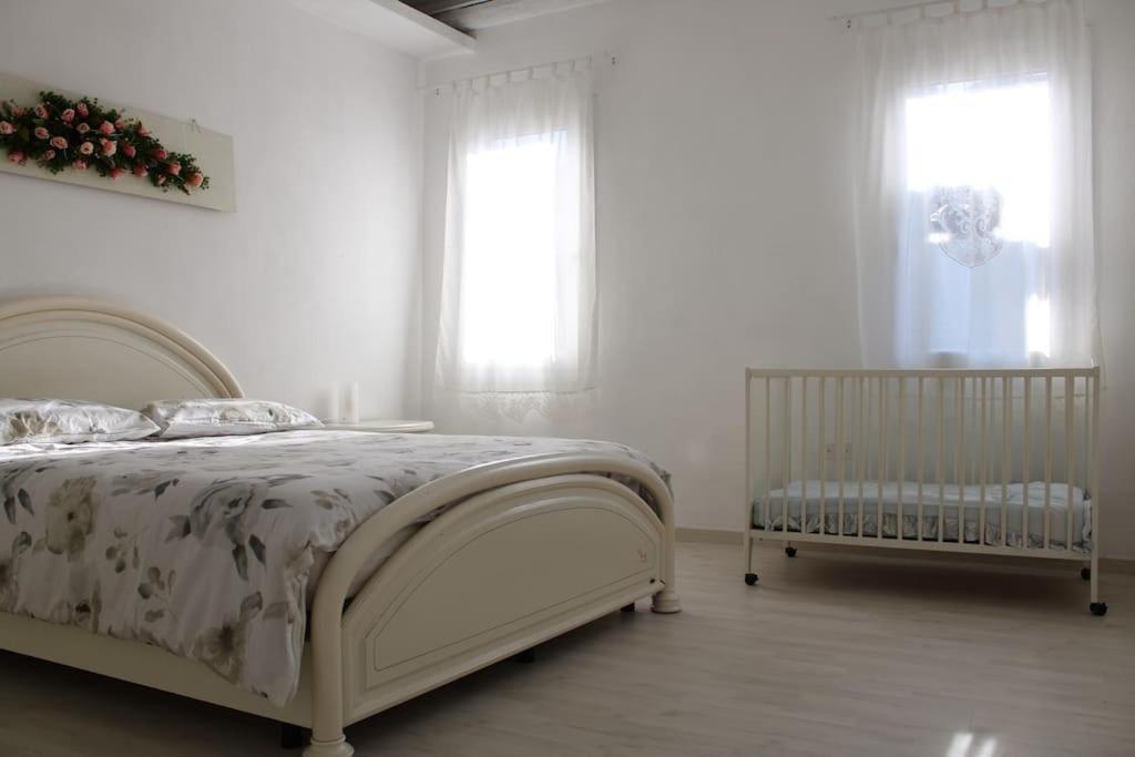 Apartment With Terrace In Chioggia'S Main Square Extérieur photo