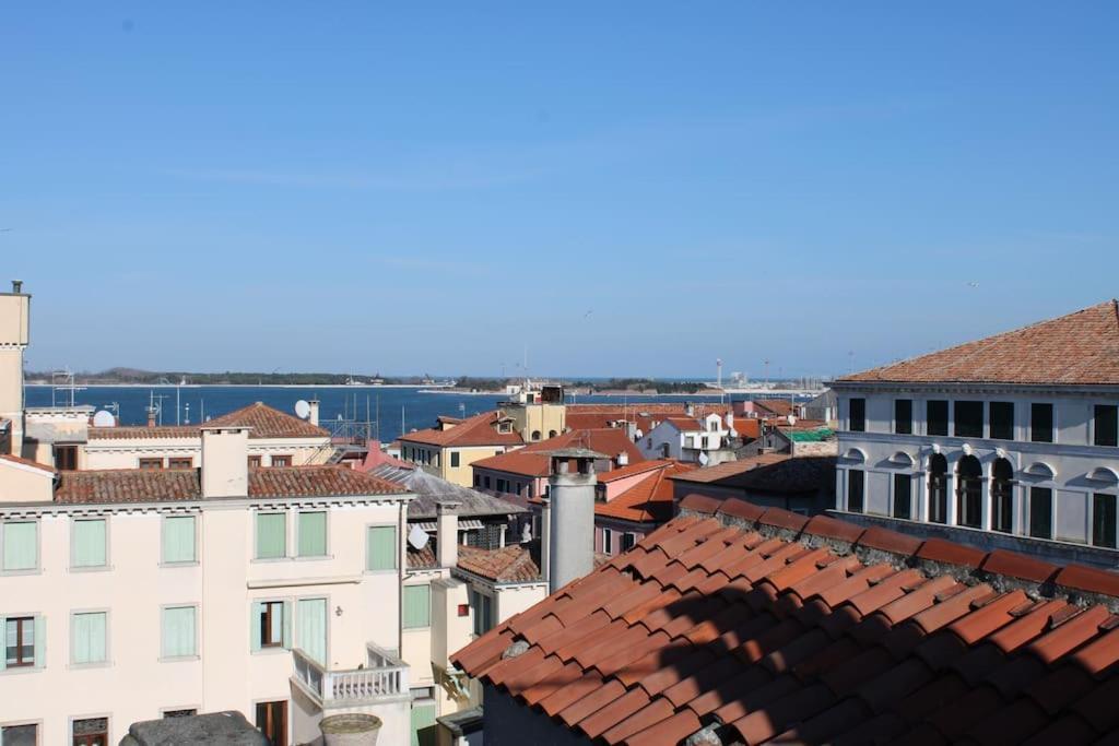 Apartment With Terrace In Chioggia'S Main Square Extérieur photo